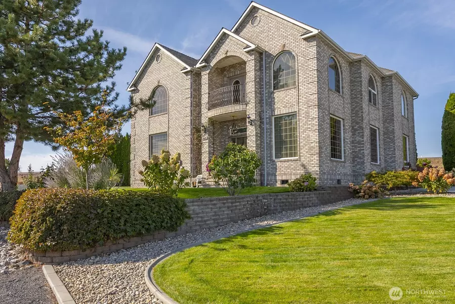 19678 Fairway DR NW, Soap Lake, WA 98851