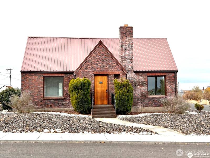 202 S 4th ST, Odessa, WA 99159