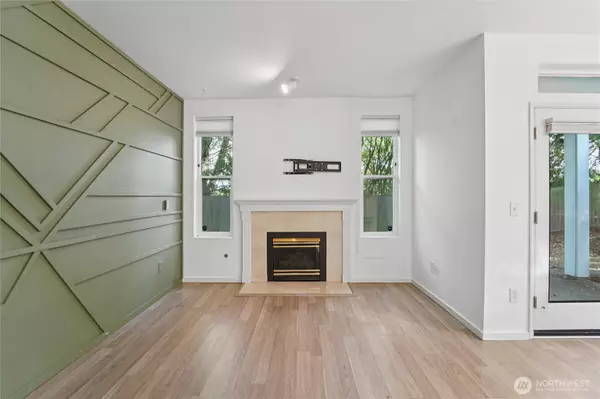 Edmonds, WA 98026,8515 244th ST SW #A5