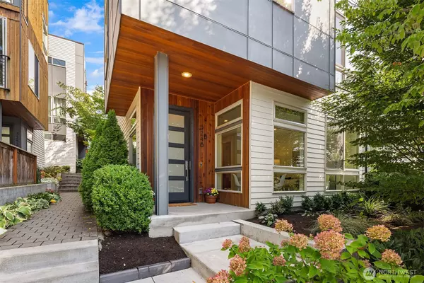 3246 B 14th AVE W, Seattle, WA 98119