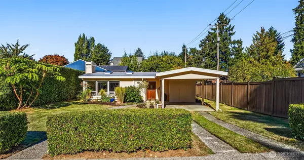 4616 SW Hanford ST, Seattle, WA 98116