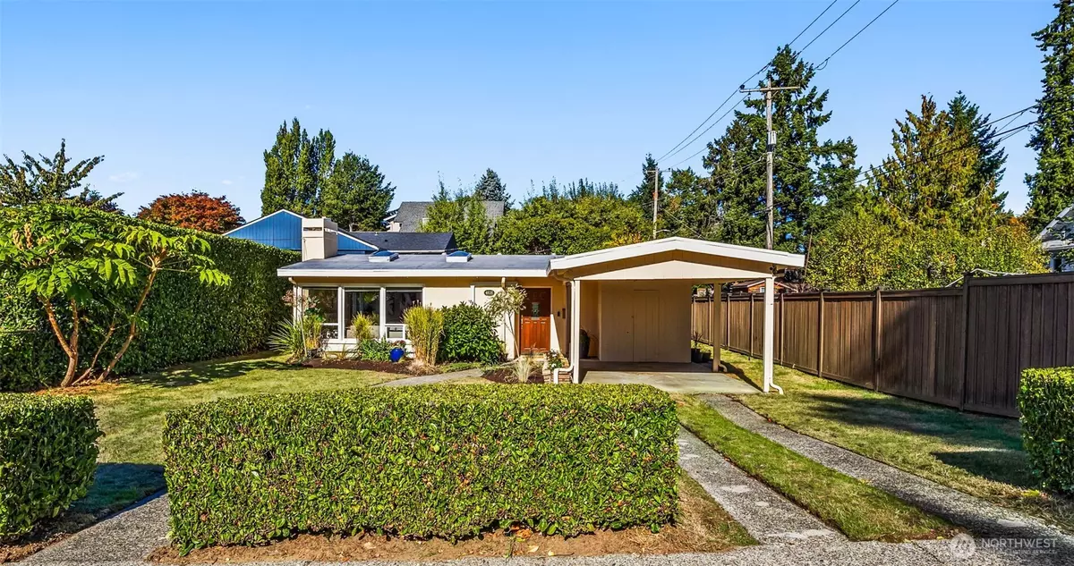 Seattle, WA 98116,4616 SW Hanford ST