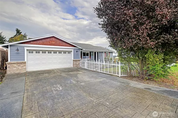 317 Teresa ST, Camano Island, WA 98282