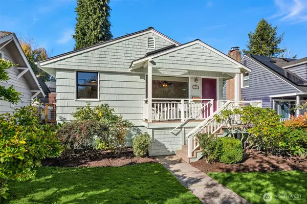 3051 48th AVE SW, Seattle, WA 98116
