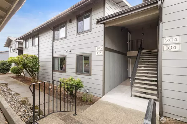 Bremerton, WA 98310,3340 Narrows View LN NE #103