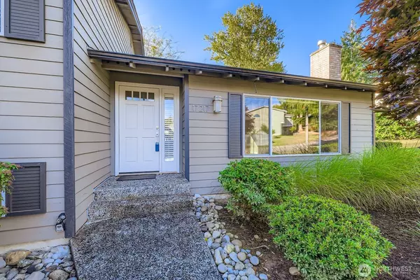 Bellevue, WA 98008,17217 NE 14th ST