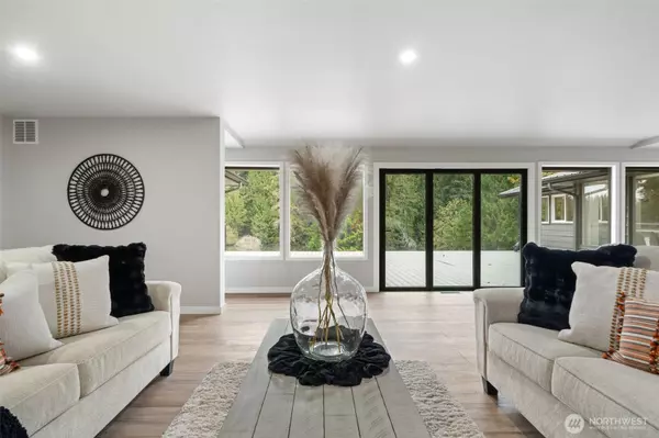 Kingston, WA 98346,27582 State Highway 104 NE