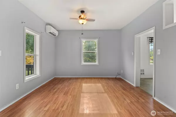 Montesano, WA 98563,335 11th ST S