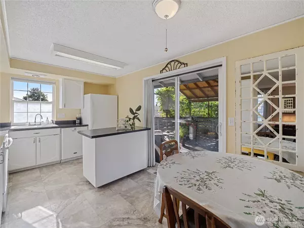 Enumclaw, WA 98022,1802 Clovercrest ST