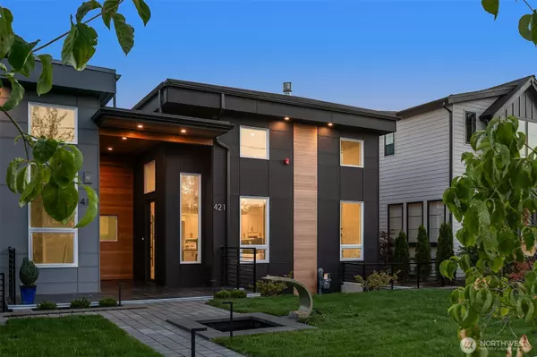 421 14th AVE W, Kirkland, WA 98033