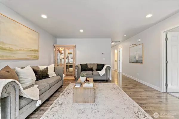 Federal Way, WA 98001,33516 42nd AVE S