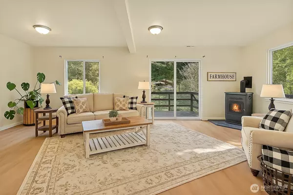 Ravensdale, WA 98051,34631 SE 268th PL