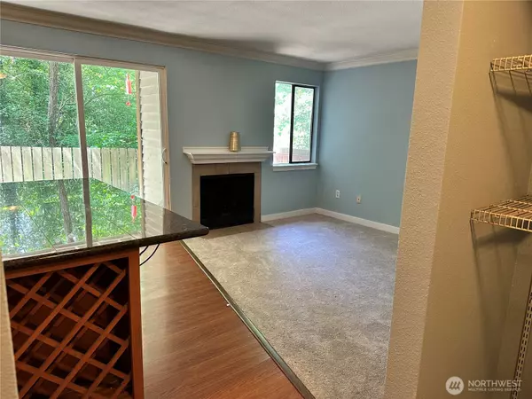 Des Moines, WA 98198,23453 16th AVE S #A102