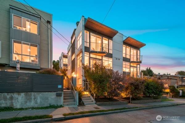 2808 14th AVE W #B, Seattle, WA 98119