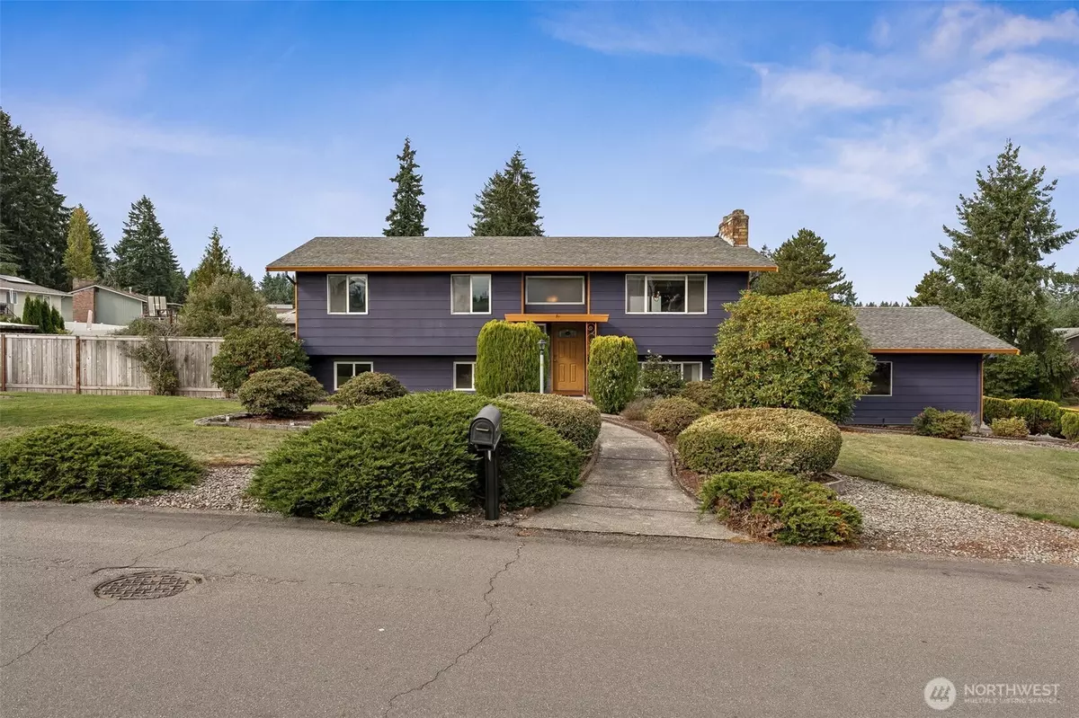 Tacoma, WA 98498,10014 108th AVE SW
