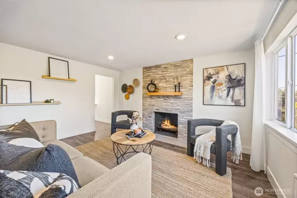 Seattle, WA 98118,5026 48th AVE S