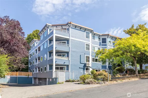 303 13th AVE E #102, Seattle, WA 98102