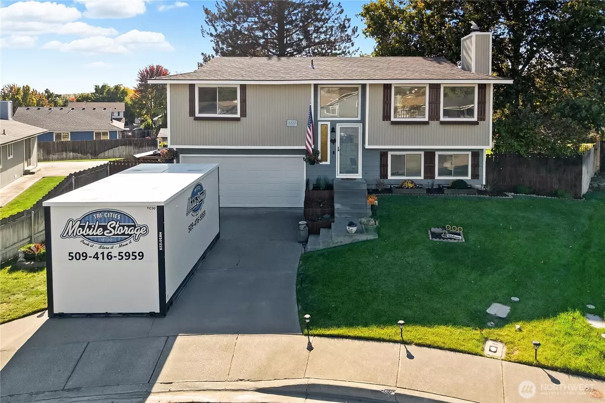 West Richland, WA 99353,5323 Chukar CT