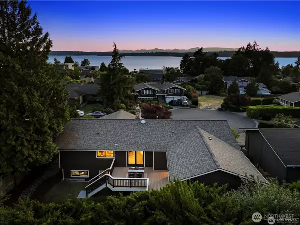 Kirkland, WA 98033,6210 105th AVE NE