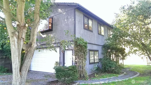 23306 Marine DR #B, Stanwood, WA 98292