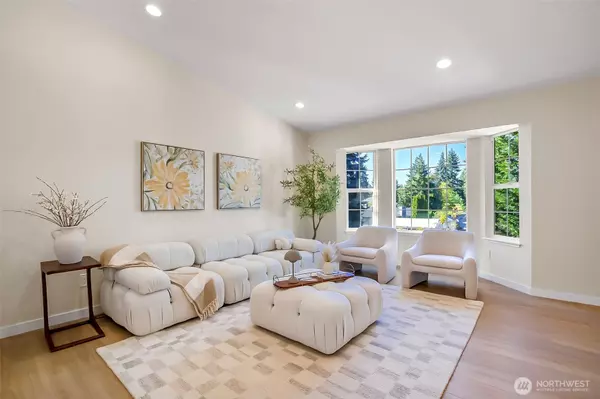 Kirkland, WA 98033,12507 NE 107th Pl