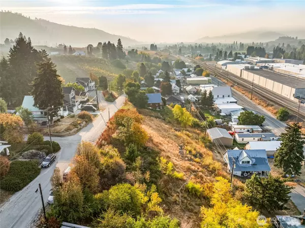 14 -18 High ST, Peshastin, WA 98847