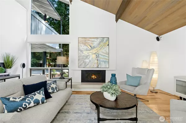 Sammamish, WA 98074,21010 NE 33rd PL