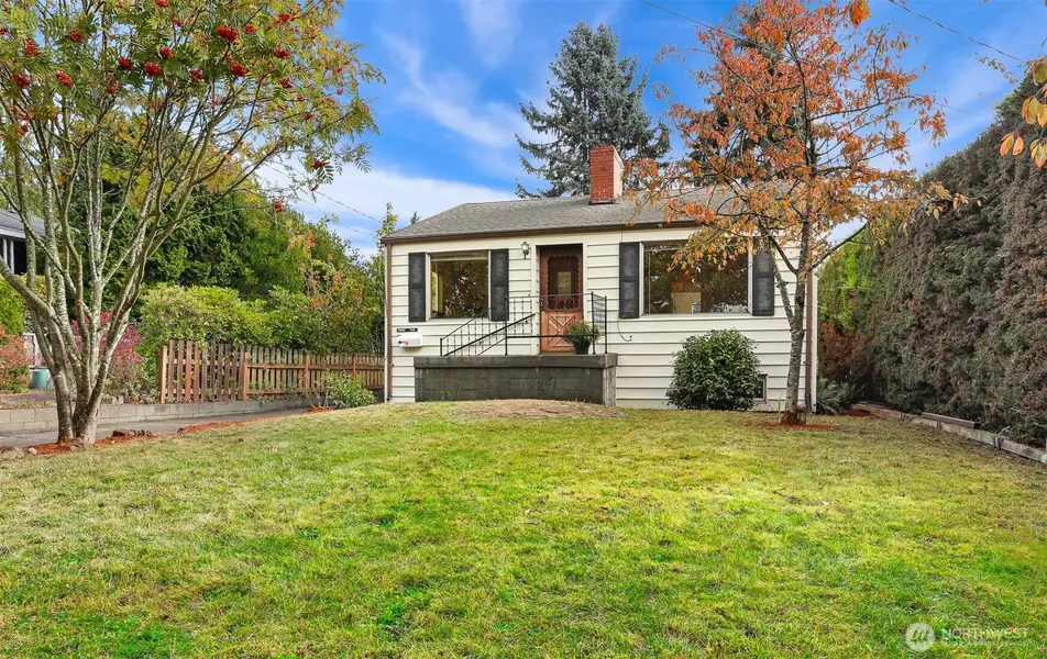 7536 13th AVE NW, Seattle, WA 98117