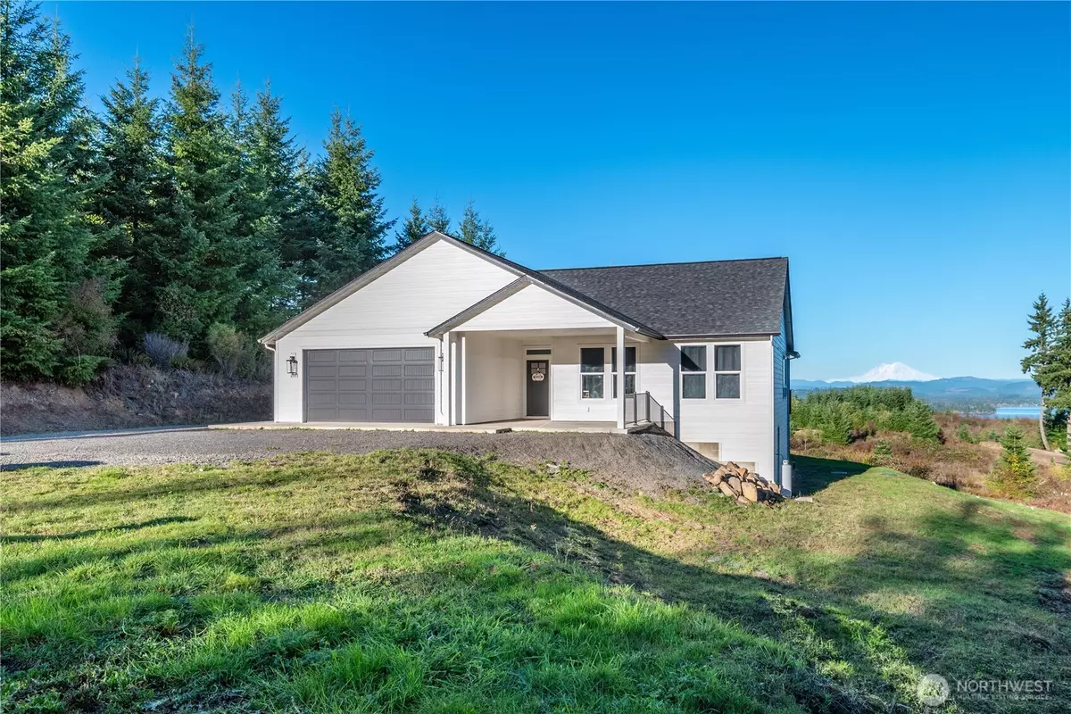 Castle Rock, WA 98611,250 Red Rock DR