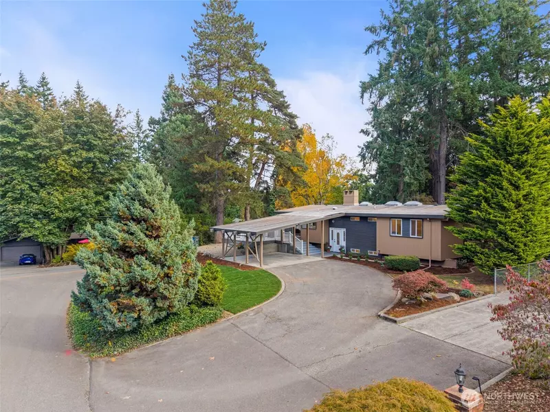 16559 SE 45th PL, Bellevue, WA 98006