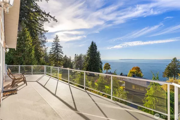 Blaine, WA 98230,5913 Normar PL
