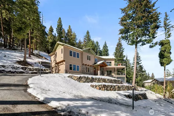 Wenatchee, WA 98801,6760 Forest Ridge DR