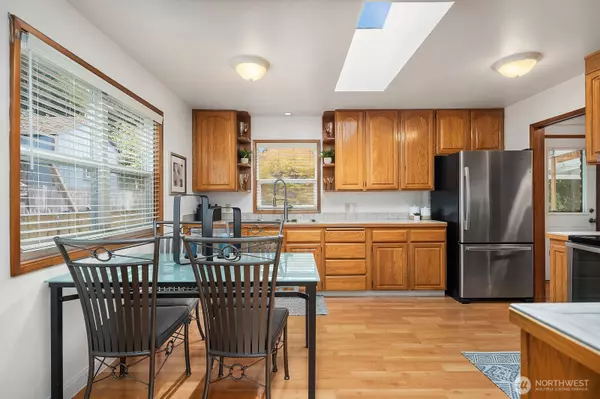 Renton, WA 98059,15013 SE 113th ST