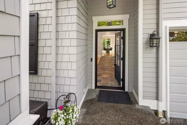 Issaquah, WA 98029,1977 16th CT NE