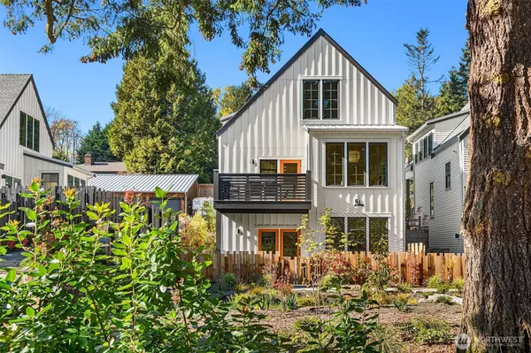 2216 NE 125th ST, Seattle, WA 98125