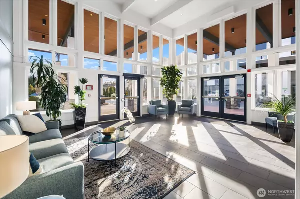 Seattle, WA 98112,2501 Canterbury LN E #221