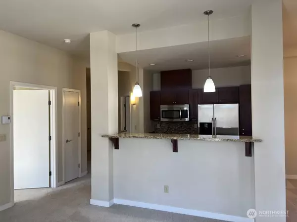 Redmond, WA 98052,2222 152nd AVE NE #314