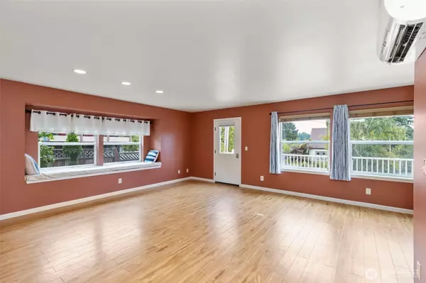 Port Townsend, WA 98368,1229 14th ST
