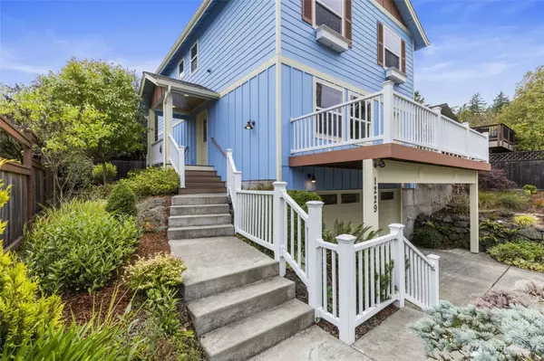 1229 14th ST, Port Townsend, WA 98368