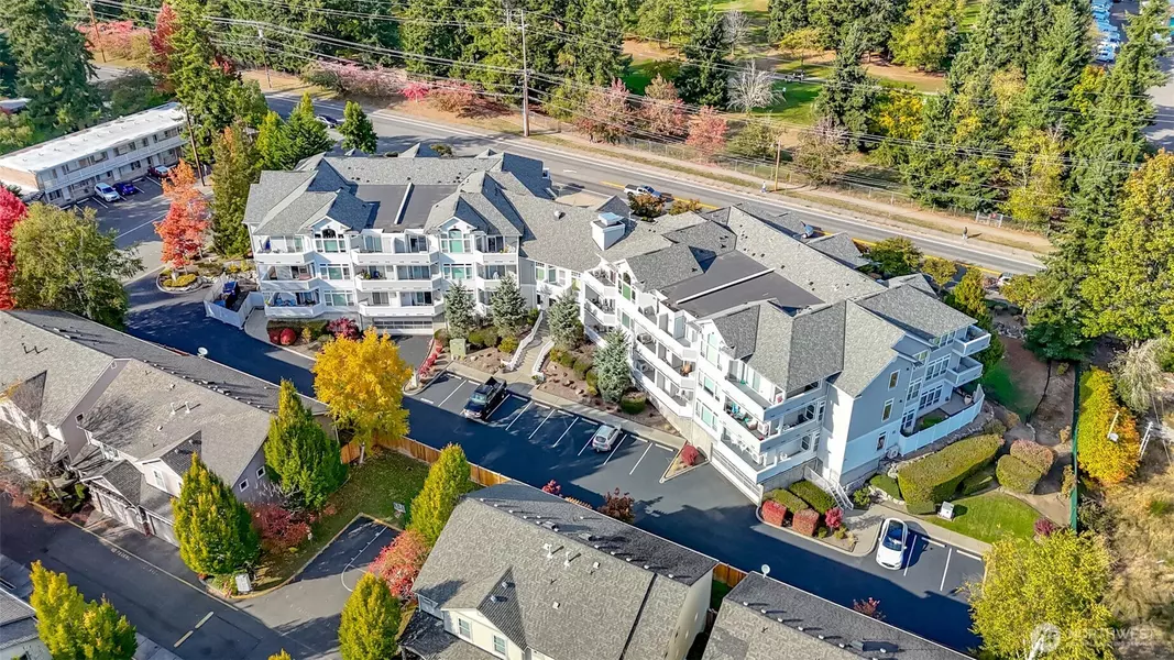 6918 208th ST SW #208, Lynnwood, WA 98036