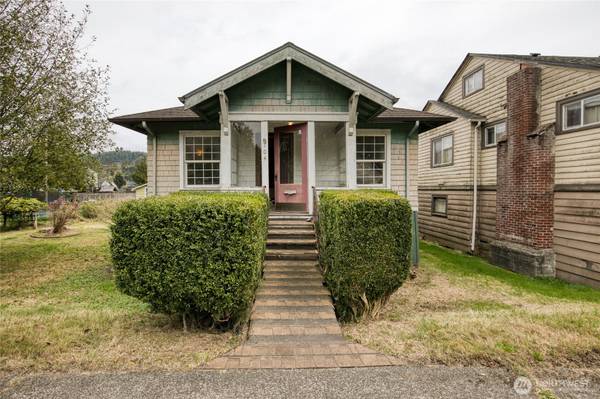 704 Lincoln ST, Hoquiam, WA 98550