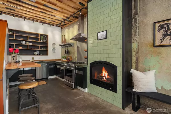 Seattle, WA 98122,112 18th AVE