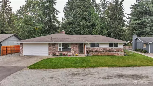 23815 SE 472nd ST, Enumclaw, WA 98022