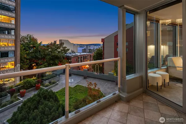 Seattle, WA 98121,2000 1st AVE #703