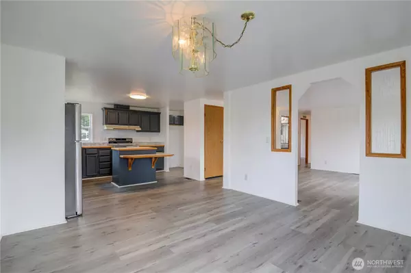 Tacoma, WA 98444,866 112th ST S