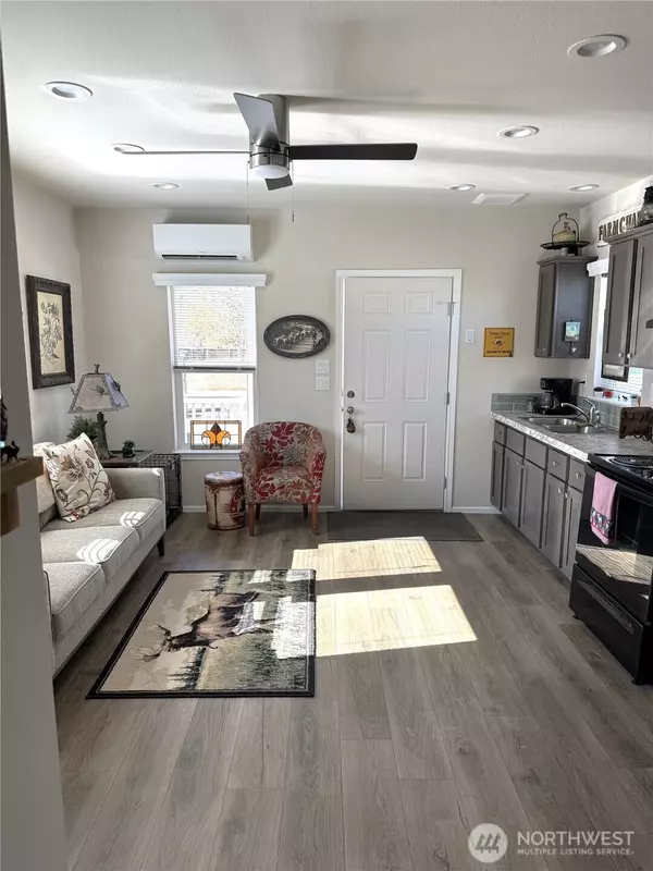 Ellensburg, WA 98926,1201 S Chestnut #301