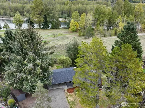 Castle Rock, WA 98611,153 Green Acres DR