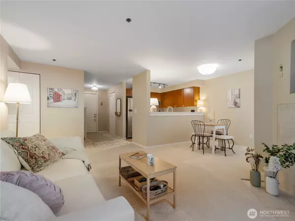 Seattle, WA 98103,8745 Greenwood AVE N #311