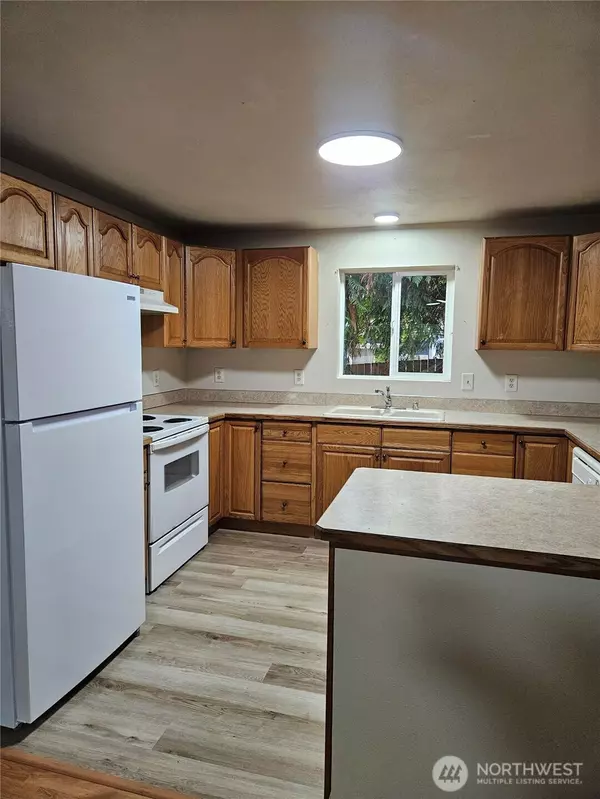 Shelton, WA 98584,571 E Wood LN