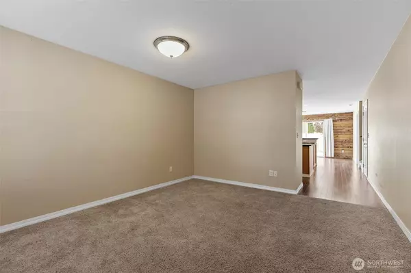 Selah, WA 98942,310 W Riverview AVE #C